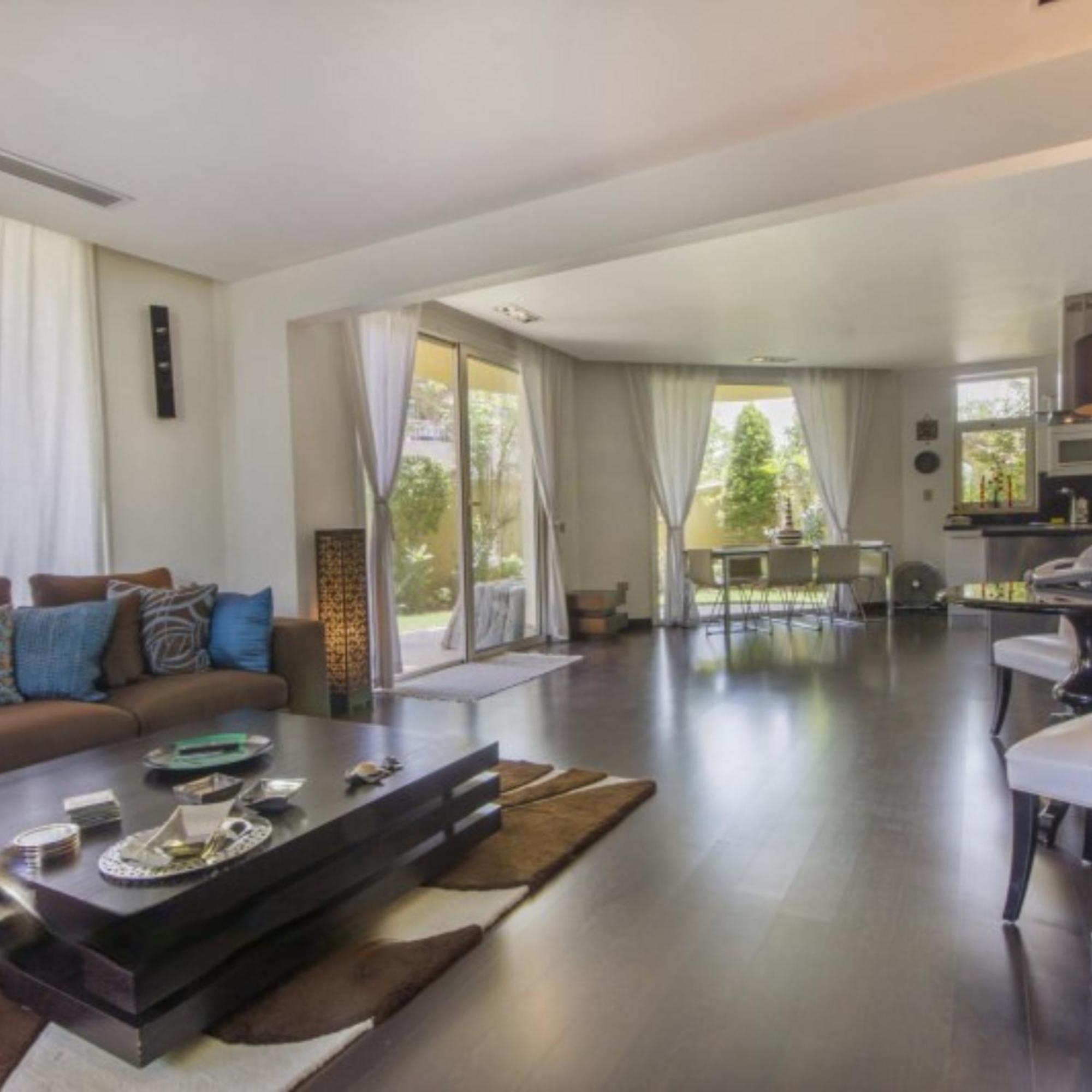 Luxury 2br In The Heart Of History Cairo