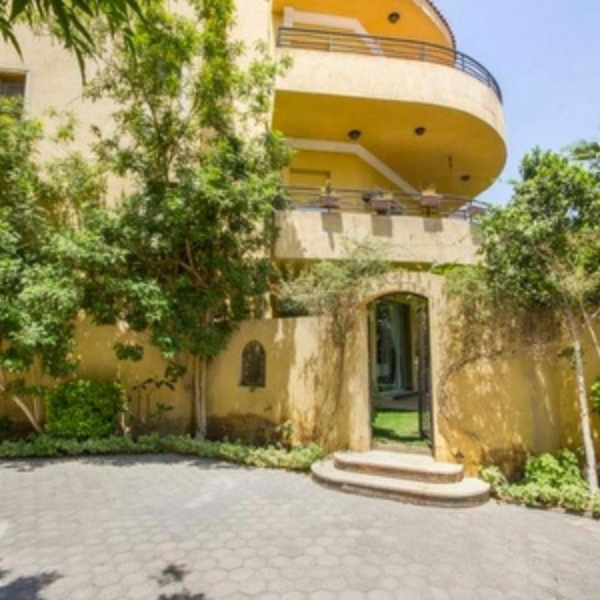 Luxury 2br In The Heart Of History Apartment